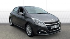 Peugeot 208 1.2 PureTech 82 Signature 5dr [Start Stop] Petrol Hatchback